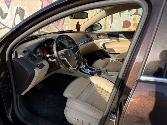 2013 Opel Insignia I, коричневый, 760000 рублей - вид 10