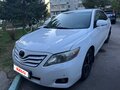 2009 Toyota Camry VI (XV40) Рестайлинг, белый, 1150000 рублей