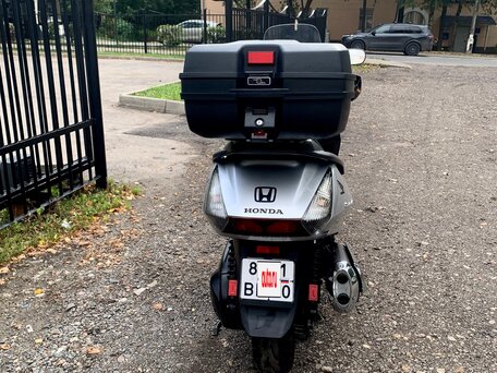 2004 Honda Silver Wing 400, серебристый, 395000 рублей, вид 4