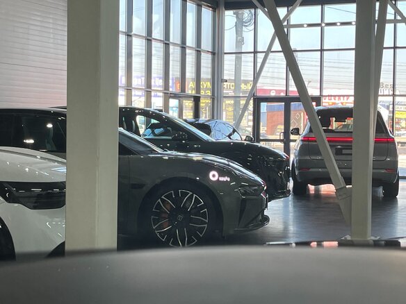 2017 Bentley Bentayga I, чёрный - вид 34
