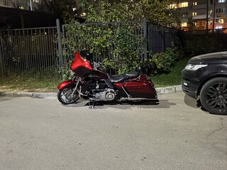 2012 Harley-Davidson CVO Street Glide, красный, 1100000 рублей, вид 4