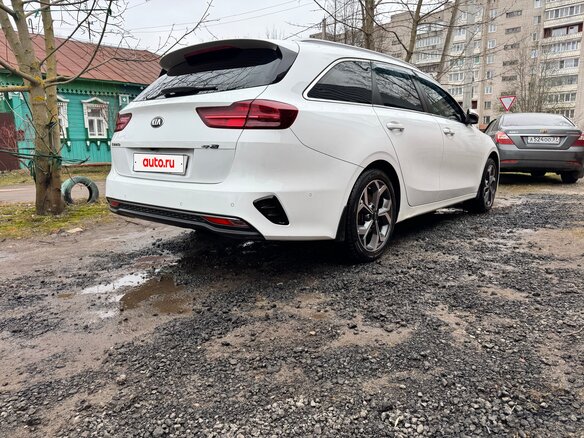2018 Kia Ceed III, белый, 1600000 рублей - вид 5