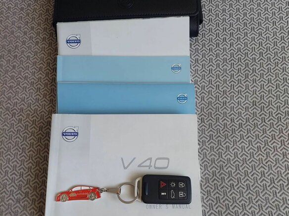 2014 Volvo V40 II, белый, 1200000 рублей - вид 16