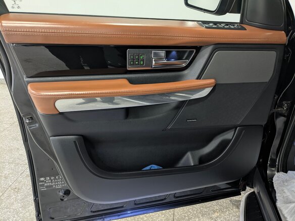 2013 Land Rover Range Rover Sport I Рестайлинг, чёрный, 2100000 рублей - вид 13