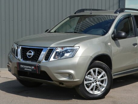 Nissan Terrano III (D10)