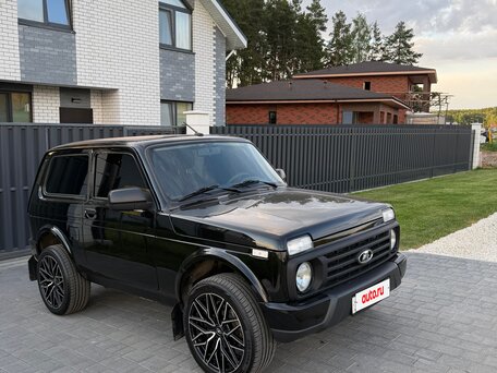 2024 Lada (ВАЗ) Niva Legend I, чёрный, 980000 рублей, вид 2