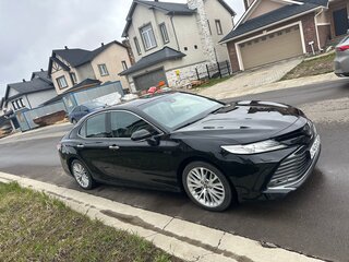 2019 Toyota Camry VIII (XV70), чёрный, 2700000 рублей, вид 2