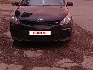 2018 Kia Rio IV, чёрный, 490000 рублей, вид 1
