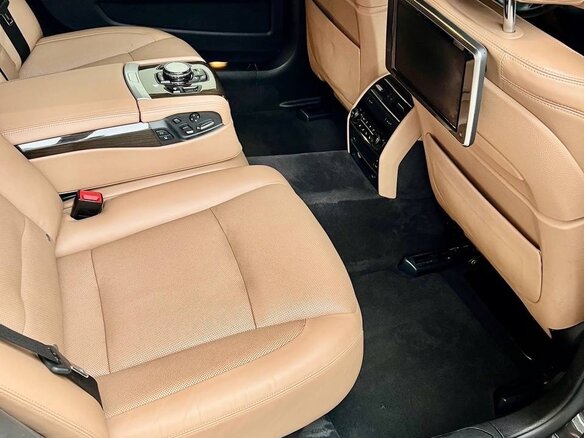 2013 BMW 7 серии 750Li xDrive V (F01/F02/F04) Рестайлинг, серый - вид 6