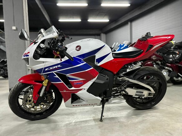 2013 Honda CBR 600RR, белый, 780000 рублей - вид 7