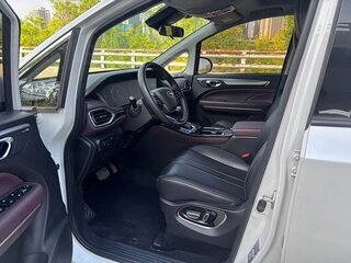 2023 GAC Trumpchi M6 Pro, белый, 1222777 рублей, вид 4