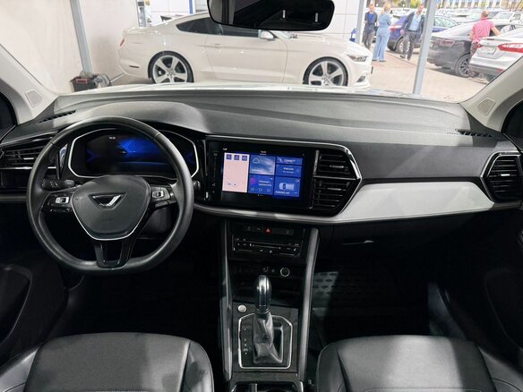 2023 Jetta VS7 I Рестайлинг 1, белый, 2125000 рублей - вид 9