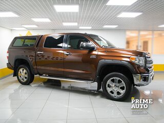 2014 Toyota Tundra CrewMax II Рестайлинг, коричневый, 4699000 рублей, вид 4