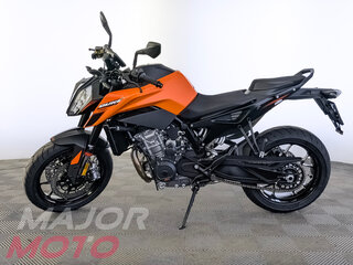 2026 KTM 790 Duke, оранжевый, 1049000 рублей, вид 5