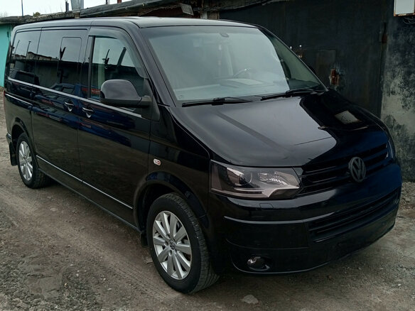 2011 Volkswagen Multivan T5 Рестайлинг, чёрный, 2800000 рублей - вид 2