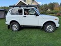 2015 Lada (ВАЗ) 2121 (4x4) Urban I Рестайлинг, белый, 480000 рублей - вид 2