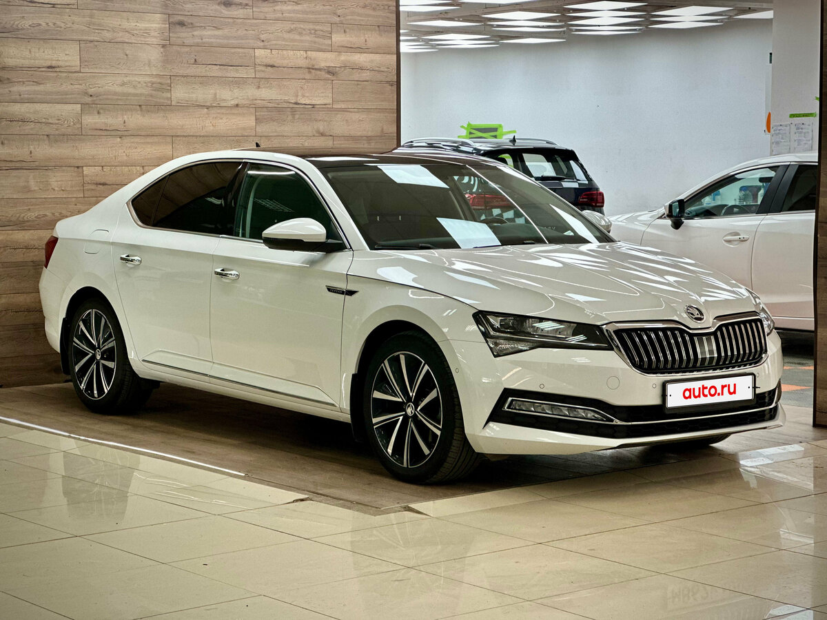 Открыть фотографии: Skoda Superb III Рестайлинг