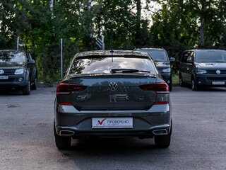 2021 Volkswagen Polo VI, серый, 1665000 рублей, вид 4