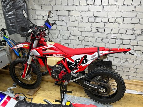 2024 Regulmoto Holeshot, красный, 230000 рублей, вид 4