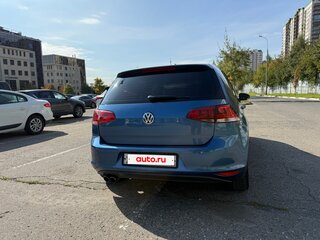 2013 Volkswagen Golf VII, голубой, 1100000 рублей, вид 4