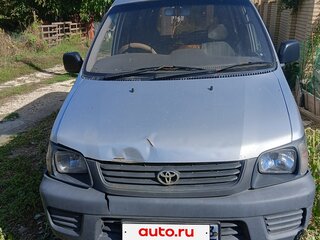 2001 Toyota Lite Ace V, серебристый, 450000 рублей, вид 2