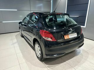 2010 Peugeot 207 I Рестайлинг, чёрный, 299000 рублей, вид 4