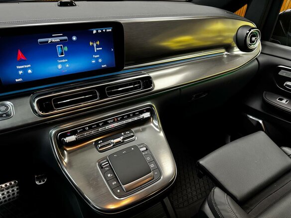 2026 Mercedes-Benz V-Класс Extra Long 300 d экстра длинный III (W447) Рестайлинг 2, чёрный, 13881660 рублей - вид 12