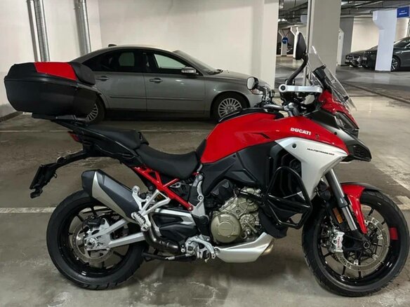 2024 Ducati Multistrada V4, красный, 2500000 рублей - вид 16