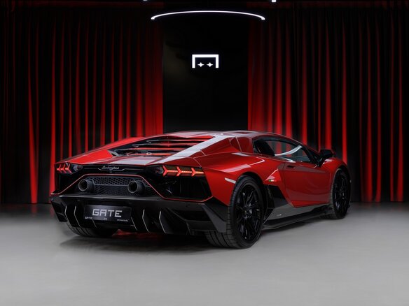 2022 Lamborghini Aventador LP780-4 Ultimae I Рестайлинг, красный, 69000000 рублей - вид 2