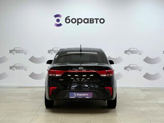 2019 Kia Rio IV, чёрный, 1495000 рублей, вид 5