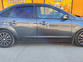 2011 Ford Focus II Рестайлинг, серый, 650000 рублей, вид 3