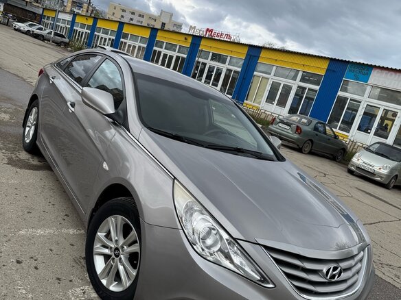 2012 Hyundai Sonata VI (YF), серый, 1150000 рублей - вид 5