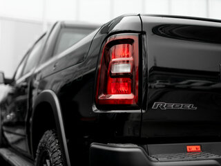 2024 Ram 1500 Crew Cab V Рестайлинг, чёрный, 9490000 рублей, вид 4