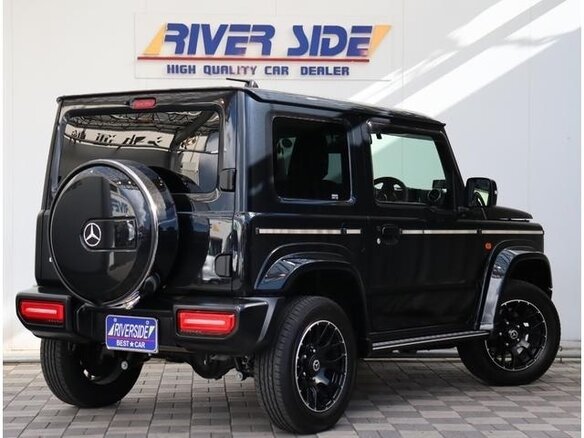 2022 Suzuki Jimny Sierra IV, чёрный, 1600404 рублей - вид 2