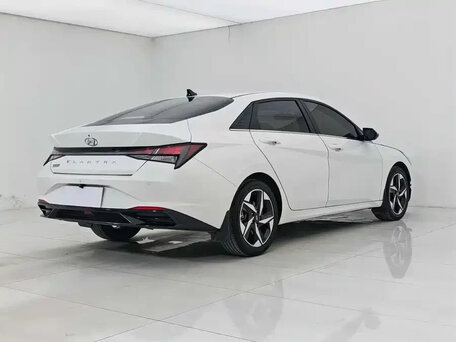 2022 Hyundai Elantra VII (CN7), белый, 1654000 рублей, вид 5