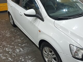 2012 Chevrolet Aveo II, белый, 600000 рублей, вид 3