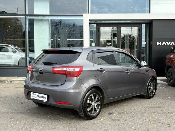 2013 Kia Rio 5-speed III, серый - вид 4