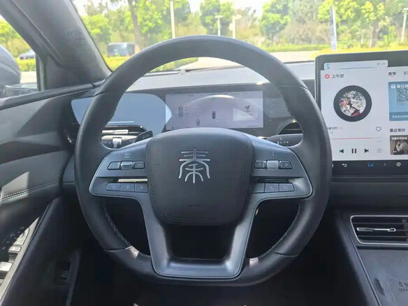 2026 BYD Qin L, серебристый - вид 12