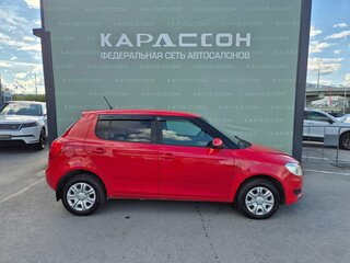 2013 Skoda Fabia II Рестайлинг, красный, 490000 рублей, вид 4