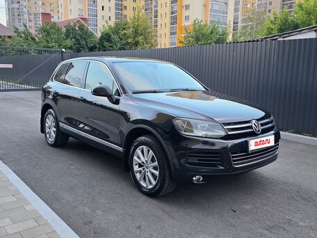 2011 Volkswagen Touareg II, чёрный, 1890000 рублей, вид 3