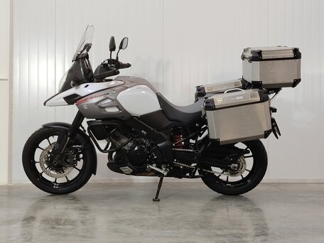 2017 Suzuki V-Strom 1000, белый, 779000 рублей, вид 5
