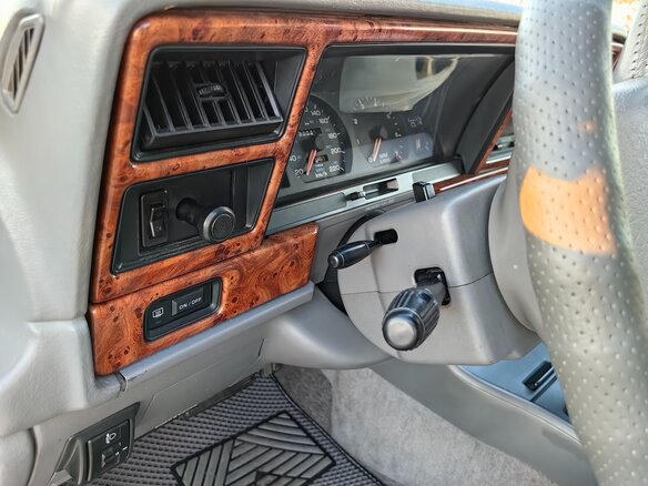 1994 Plymouth Acclaim, белый, 769369 рублей - вид 34