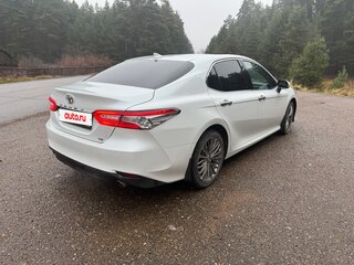 2020 Toyota Camry VIII (XV70), белый, 3000000 рублей, вид 5