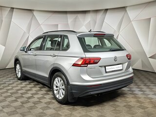 2020 Volkswagen Tiguan II, серебристый, 2409000 рублей, вид 4