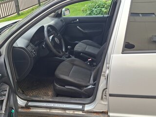 2004 Volkswagen Bora I, серебристый, 180000 рублей, вид 4