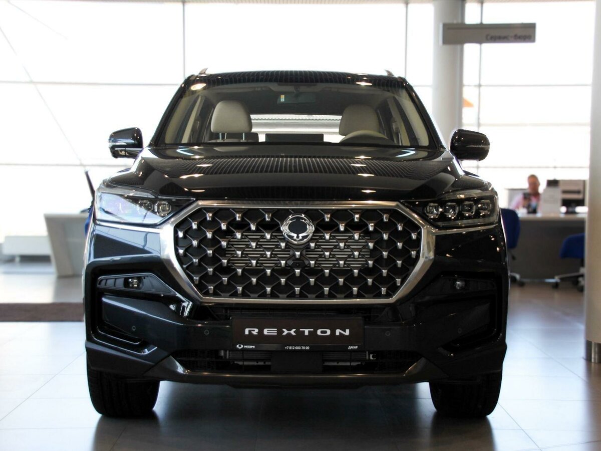 Открыть фотографии: KGM Rexton