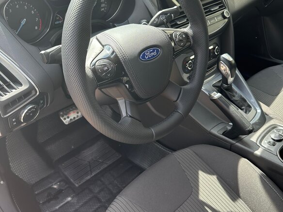 2013 Ford Focus III, белый, 1095000 рублей - вид 8
