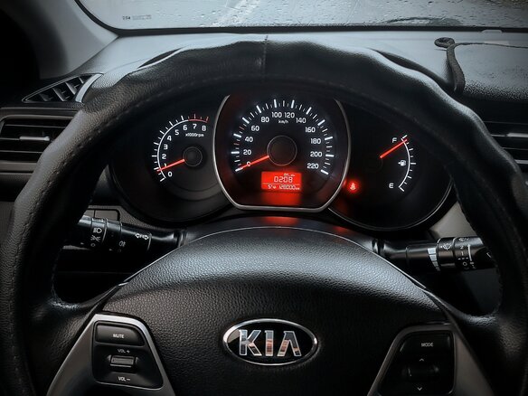 2015 Kia Rio III Рестайлинг, голубой, 1170000 рублей - вид 9