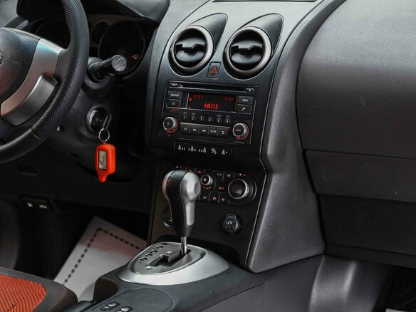 2008 Nissan Qashqai I, красный, 605000 рублей - вид 9