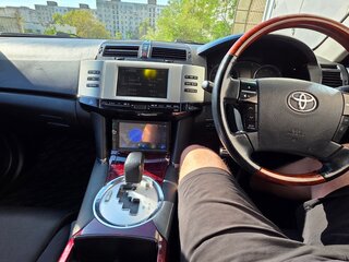 2004 Toyota Mark X I, белый, 880000 рублей, вид 5